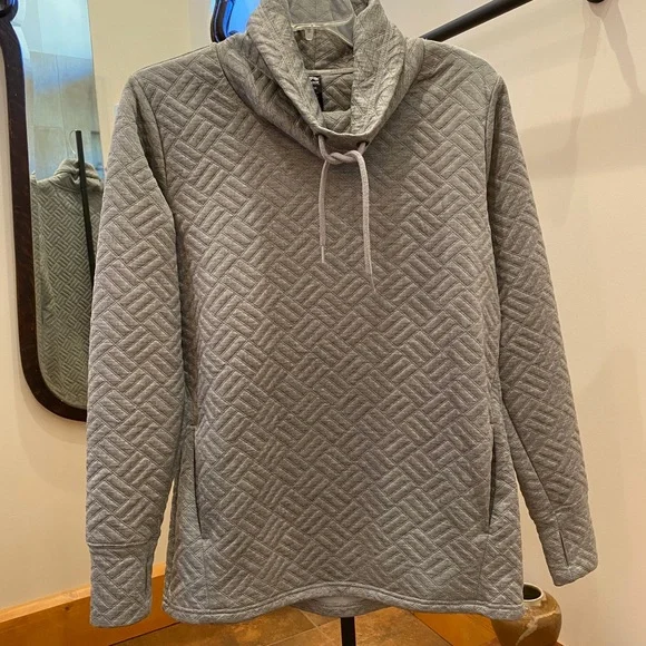 Reebok Cowl Neck Quilted Sweatshirt M - Picture 8 of 11